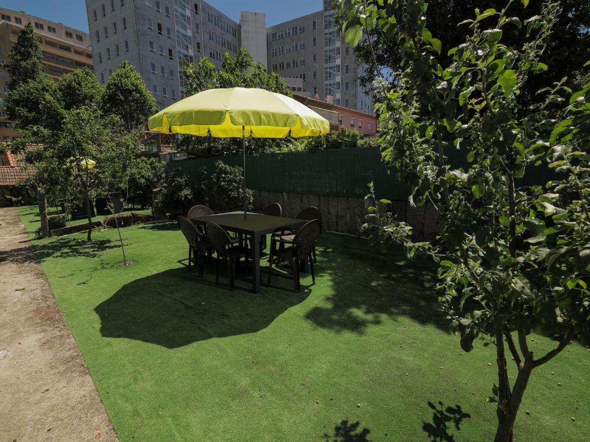 빌라노바데가이아 Oporto Guest Isac Garden W/ Parking 아파트 외부 사진